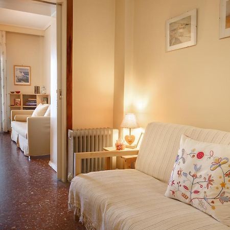 Metaxa Seafront Apartment Peraía Esterno foto