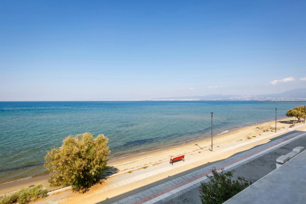 Metaxa Seafront Apartment Peraía Esterno foto