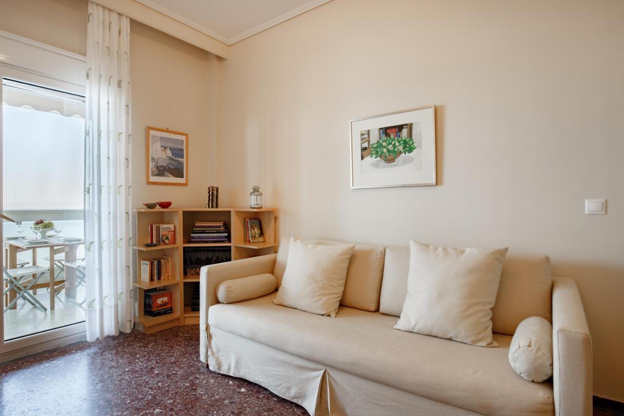Metaxa Seafront Apartment Peraía Esterno foto